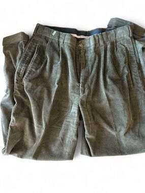 Perry Ellis Olive Corduroy Pleated Mens Pants